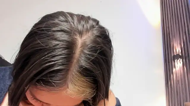 emily layton online show from 10.11.25