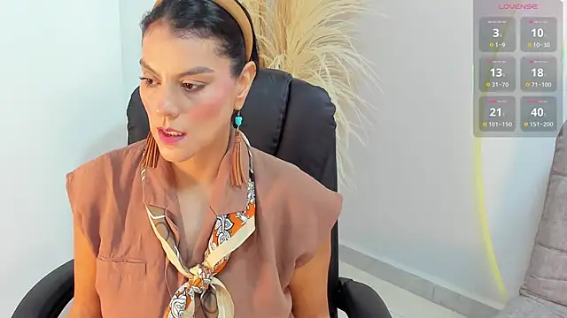 Ada Monroe10 online show from 10.21.25