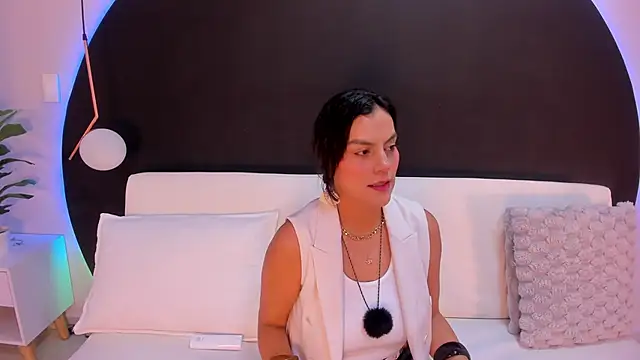 Ada Monroe10 online show from 04.22.26