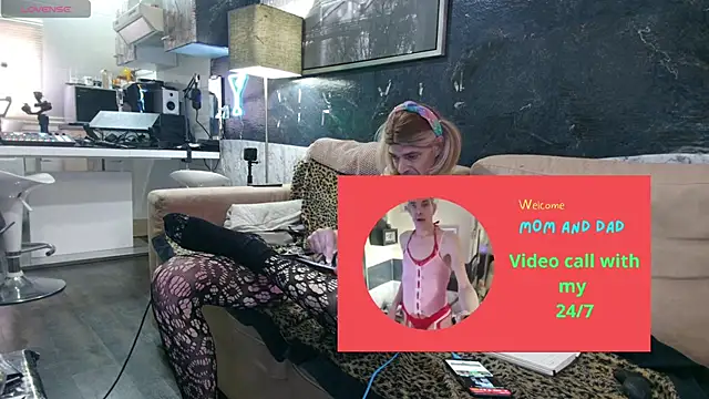 Snapshot of Doggyray44 chatting on 01.22.25 Doggyray44 online show from 01.22.25