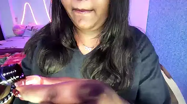 expression queen online show from 12.01.24