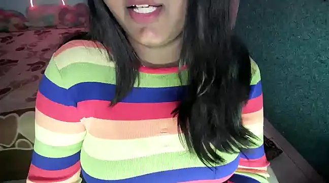 expression queen online show from 02.19.25