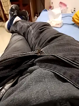 Snapshot of huzi518 chatting on 02.04.26 huzi518 online show from 02.04.26