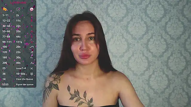Snapshot of Stasia_Queen chatting on 01.07.25 Stasia Queen online show from 01.07.25