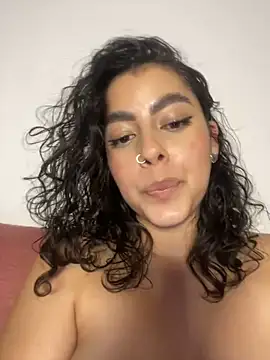 Snapshot of DakotaShelby chatting on 12.21.24 DakotaShelby online show from 12.21.24