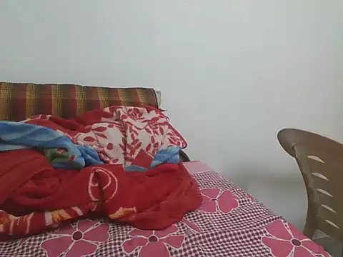 hot dark chocolate08 online show from 10.14.25