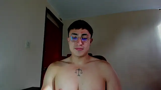 Leoknight online show from 02.11.25