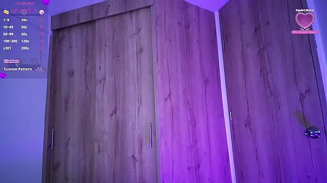 Kiitygirl online show from 02.03.25