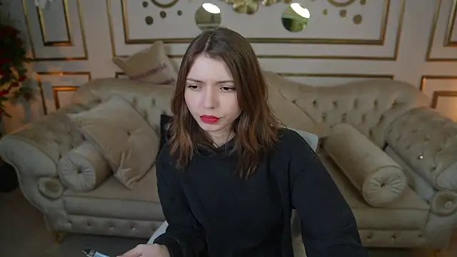 Michelle 054 online show from 12.22.25