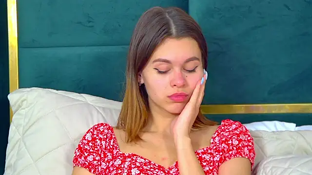 PollyLanders online show from 01.30.25