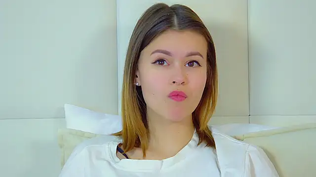 PollyLanders online show from 02.28.25