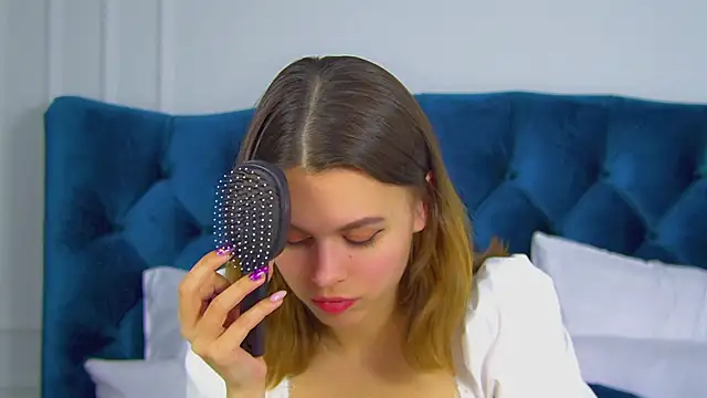 PollyLanders online show from 03.23.25