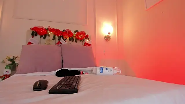 dani skinny  online show from 12.04.24