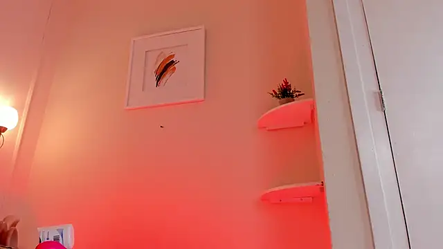 dani skinny  online show from 12.10.24