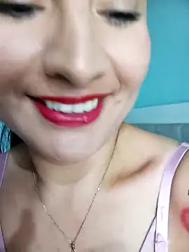 ELISA 90 online show from 02.13.25