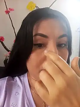 ELISA 90 online show from 02.17.25