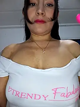 ELISA 90 online show from 11.19.25