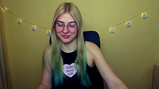 Luna Lush  online show from 12.05.24