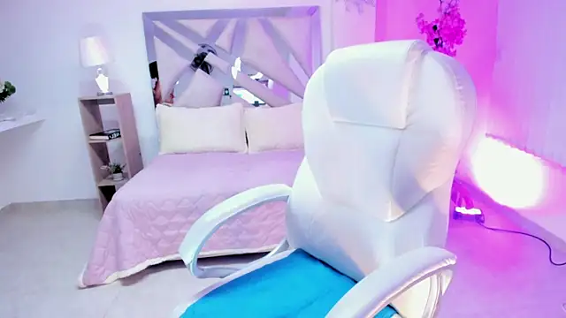 Shantaall  online show from 03.21.25