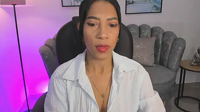 Shantaall  online show from 11.22.25