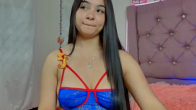 Snapshot of Anniecutte_ chatting on 02.10.25 Anniecutte online show from 02.10.25