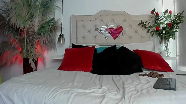 Snapshot of Samanthahavery44 chatting on 10.16.25 Samanthahavery44 online show from 10.16.25