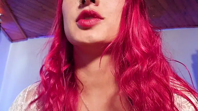 luccycollins  online show from 02.26.26