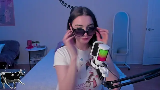 Taste Jennyy online show from 12.08.24