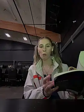 M1ssyk1ssy online show from 03.20.26