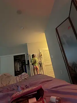 M1ssyk1ssy online show from 04.25.26