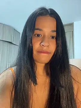 Aitana98  online show from 10.21.25