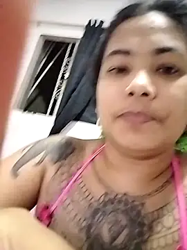 Snapshot of Ari_Alexa444 chatting on 12.17.25 Ari Alexa444 online show from 12.17.25