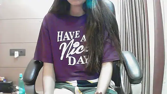 Snapshot of collage_hoty chatting on 10.12.25 collage hoty online show from 10.12.25