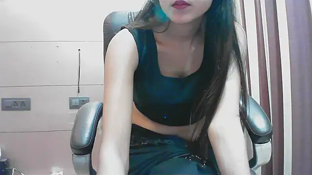 Snapshot of collage_hoty chatting on 11.12.25 collage hoty online show from 11.12.25