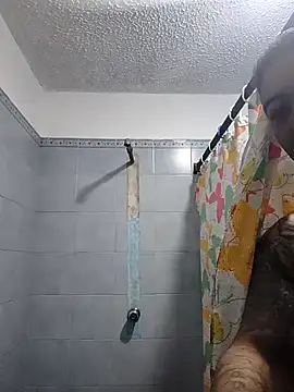 Snapshot of Morenocosta12 chatting on 11.05.25 Morenocosta12 online show from 11.05.25