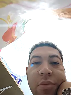 Snapshot of Morenocosta12 chatting on 11.28.25 Morenocosta12 online show from 11.28.25