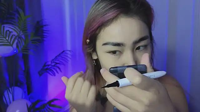 Deiri Delightful online show from 12.14.24