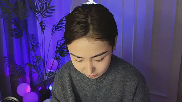 Deiri Delightful online show from 12.20.24