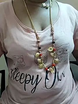 gaurika18 online show from 03.19.25