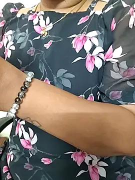 gaurika18 online show from 10.24.25