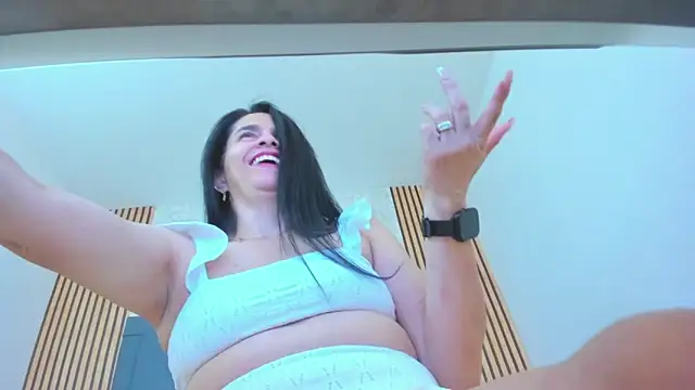 candela collinss online show from 12.27.24