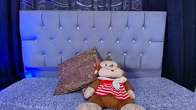 meggan 77 online show from 10.14.25