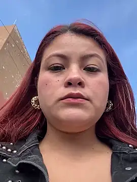 lia moon77 online show from 12.19.24