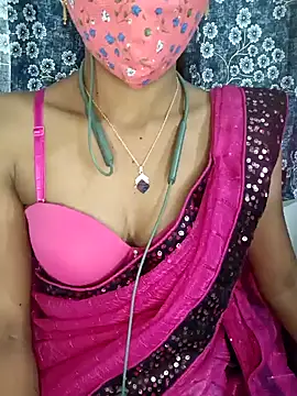 Snapshot of Miakhalifatamil chatting on 01.05.25 Miakhalifatamil online show from 01.05.25