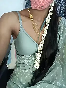 Snapshot of Miakhalifatamil chatting on 01.19.25 Miakhalifatamil online show from 01.19.25