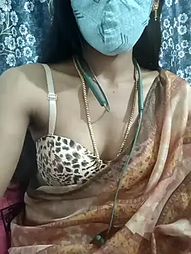 Snapshot of Miakhalifatamil chatting on 02.04.25 Miakhalifatamil online show from 02.04.25