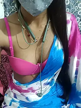 Snapshot of Miakhalifatamil chatting on 02.11.25 Miakhalifatamil online show from 02.11.25