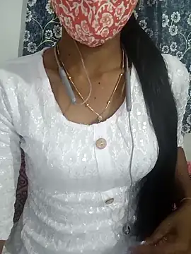 Snapshot of Miakhalifatamil chatting on 02.25.25 Miakhalifatamil online show from 02.25.25