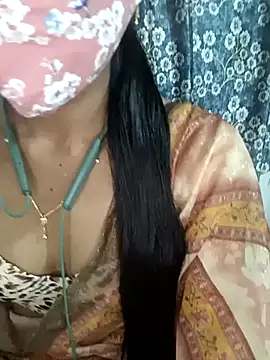 Snapshot of Miakhalifatamil chatting on 02.26.25 Miakhalifatamil online show from 02.26.25