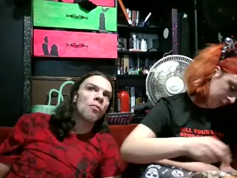 Snapshot of NovaLove2002 chatting on 12.22.24 NovaLove2002 online show from 12.22.24